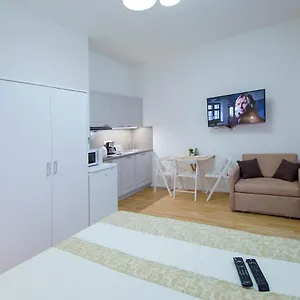 Apartmán Modern Pricna 4